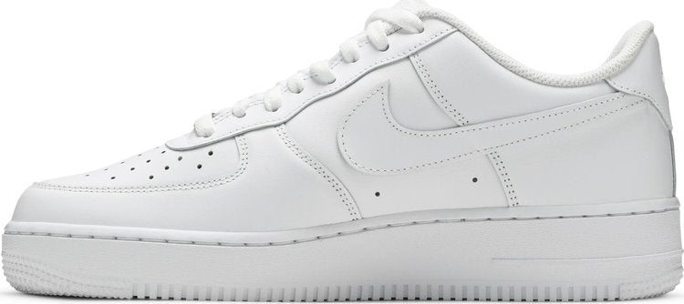 Nike Air Force 1 '07 'Triple White' + BRINDES